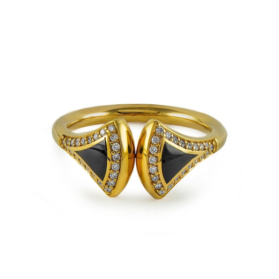 18K Solid Gold Diamond Ring Design by Jewelsty Fine Jewelry 