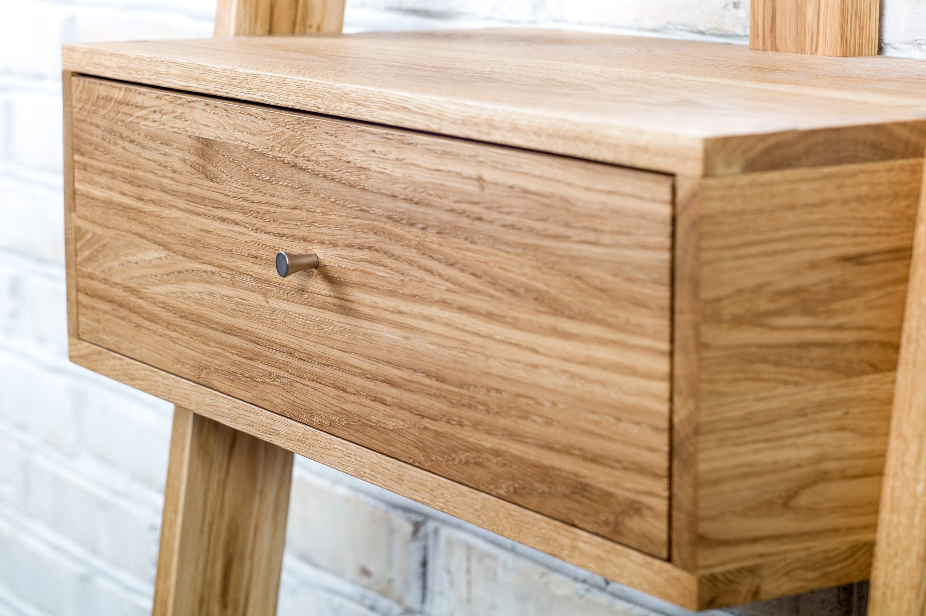 oak leaning mini dressing table Lean and lithe, at just 55cm wide, our Oak Leaning Mini Dressing Table is  cleverly designed to squeeze into the tightest of corners