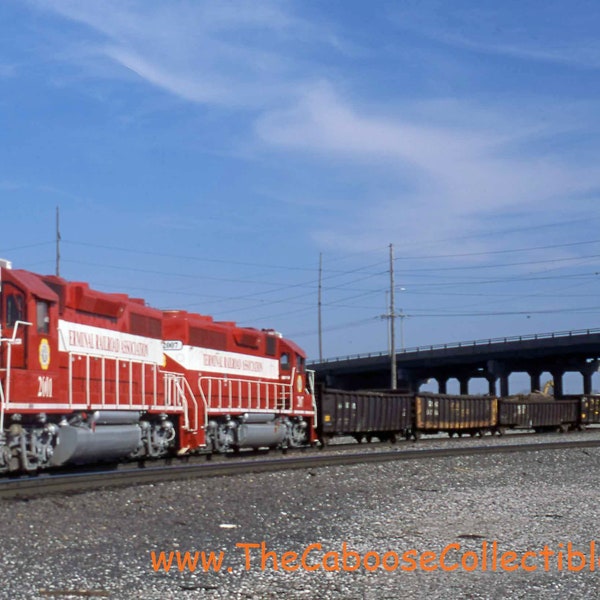 Terminal Railroad St Louis Engine 2001 - Photo Slide #r371