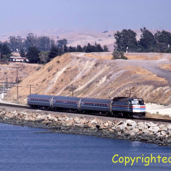 Amtrak Train Aug 1977 - Photo Slide #r395