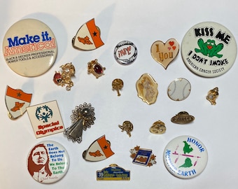 Lot of 10-1995 Special Olympics World Games M/&M pins RED M/&M VINTAGE PINS