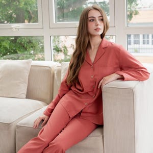 Women’s Linen Pajama Set – Long Sleeve Shirt and Pants, Cozy Linen Sleepwear, 2 Piece Lounge Set, Breathable Winter Pajama
