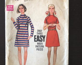 Vintage 60s Butterick 5608 Shift Dress Sewing Pattern, Bust 32.5" (Cut)