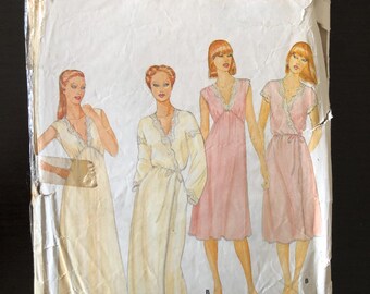 80&#39;s Vintage Butterick Lingerie Nightgown Robe Sewing Pattern 4096, Size Small, UNCUT
