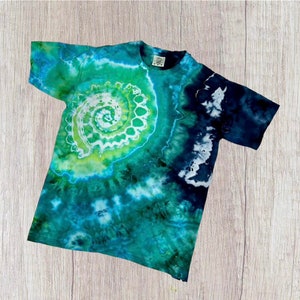 Tie dyed shirt ~ medium