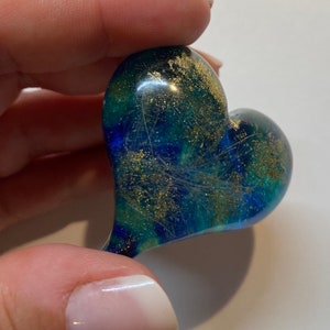 Keepsake Heart Memorial/Cremation Ashes Keepsake Resin/Keepsake Heart/Pet Hair in Resin/Funeral Memorial/Ashes Memorial