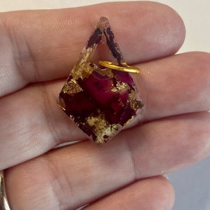 Flower Keepsake Pendant/Funeral Memorial/wedding flowers/Memorial Piece/Ashes