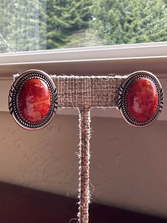 Vintage Navajo stud earrings, sponge coral - image 6