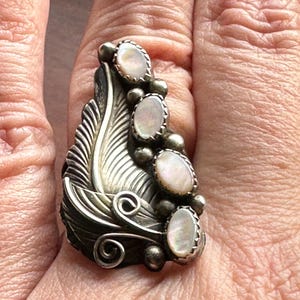Vintage Navajo Foliate Ring with Mother of Pearl, Size 7.25