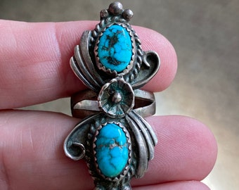 Vintage Two-Stone Navajo Turquoise Squash Blossom Ring, Size 8