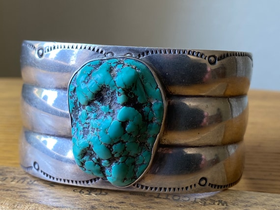Vintage Turquoise & sterling silver cuff, Navajo … - image 1