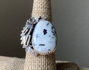 Vivid Peterson Johnson White Buffalo Turquoise Navajo Foliate Ring, Size 7.5