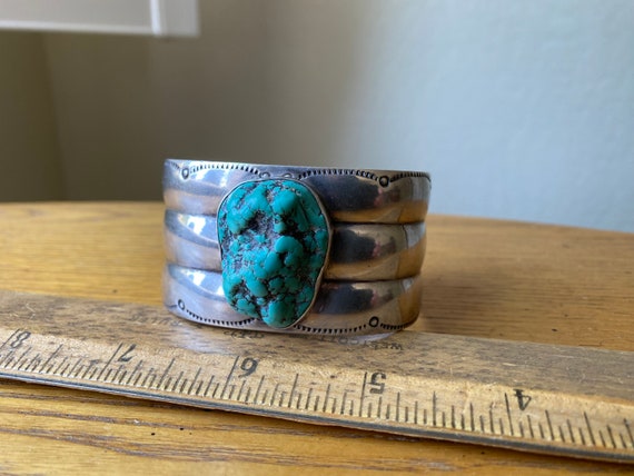 Vintage Turquoise & sterling silver cuff, Navajo … - image 8