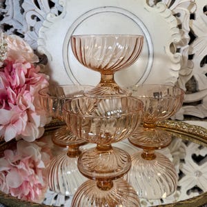 Set of 4 Pink Swirl Vintage Arcoroc France Footed Dessert Bowls ~ Pink ~ Luminarc Rosaline Optic Pink Swirl Dessert Bowls - Set of 4