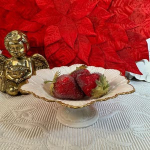 Lenox Arbor Collection Shell Relief Pedestal Candy Dish Compote Bowl ~ Vintage Lenox Gold Trimmed Bowl ~ Embossed Leaf Bowl ~ Trinket Dish