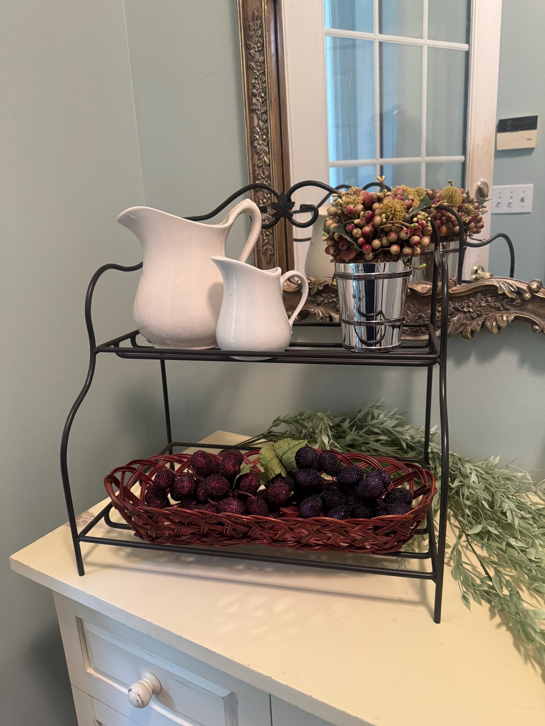 Longaberger アイアンシェルフ　ロンガバーガー Vintage Longaberger Wrought Iron Basket Shelf: 2-tier Display Rack