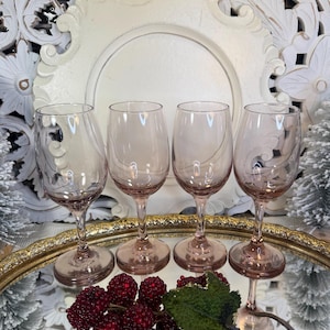 Vintage Libbey Premier Plum Pink Wine Glasses or Water Goblets ~ Vintage Set of 4 Pink Wine Glasses ~ Rose Color Glass Goblets