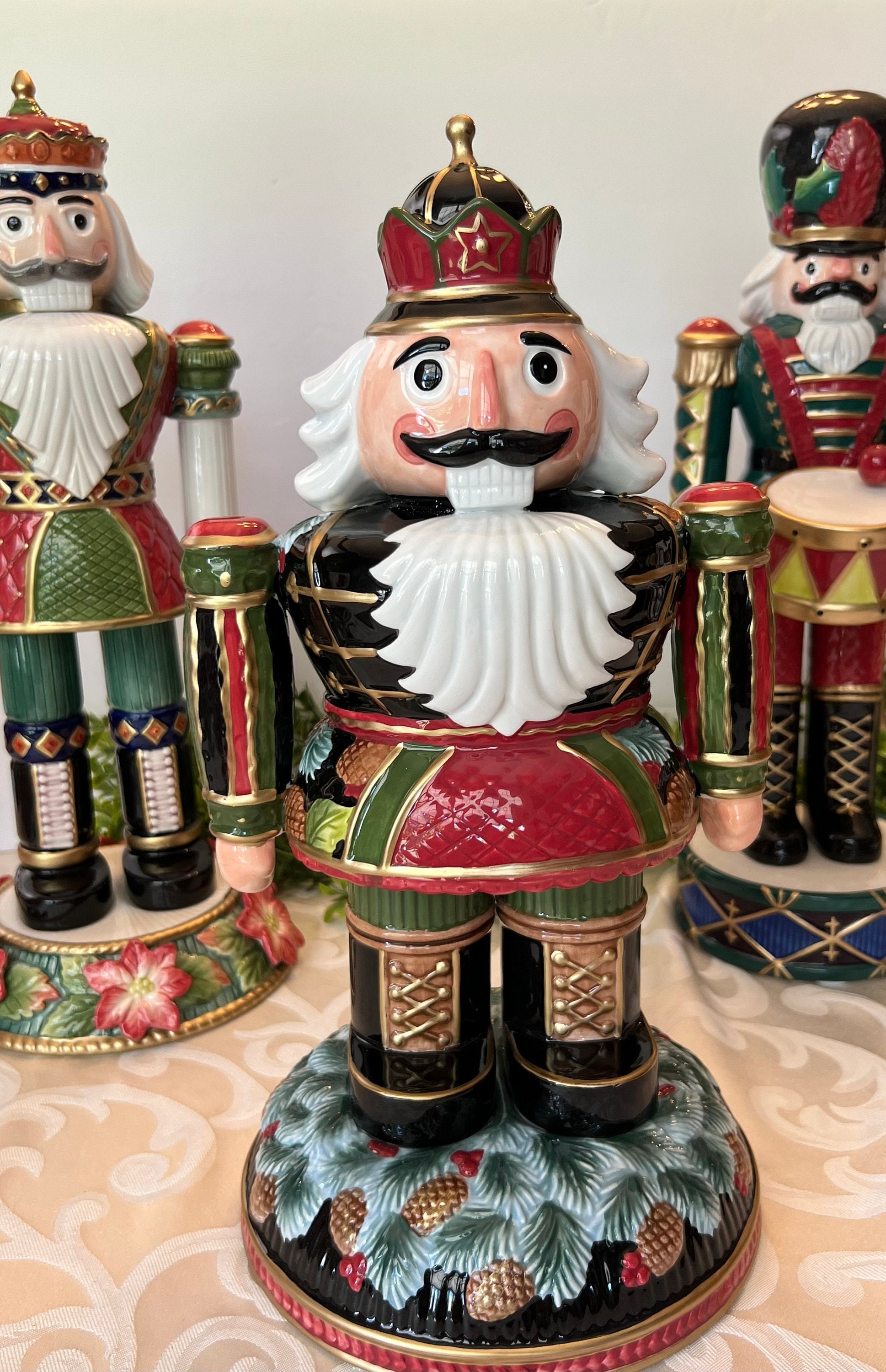 White iridescent set of 2 ceramic nutcrackers new