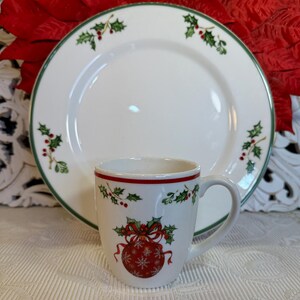 Christopher radko christmas dinnerware traditions
