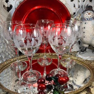 Vintage Libbey Holiday Glasses Drinkware ~ Wine Glasses ~ Set of 4 or 6 ~ Christmas Holiday Goblets ~ Snowy Winter Trees Scene Goblets ~