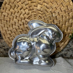 Bunny Cake Mold, 2-Piece Cake Pan Set ~ Easter Bunny Cake Pan ~ Rabbit Shaped Metal Mold