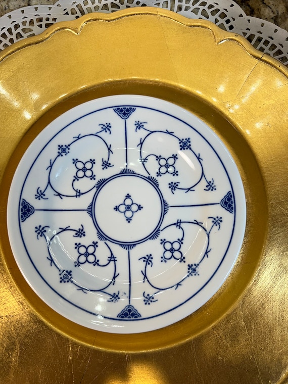 Jaeger Eisenberg Blau Saks Plates ~ German Blue and White