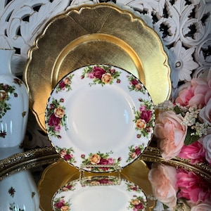 Old Country Roses Luncheon Salad Plates ~ Royal Albert Old Country Roses ~ English Roses Dinnerware Salad Plates