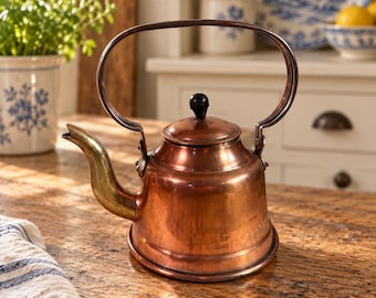 Vintage Cast Iron Smelting Kettle With 2 Cast Iron Smelting Ladles