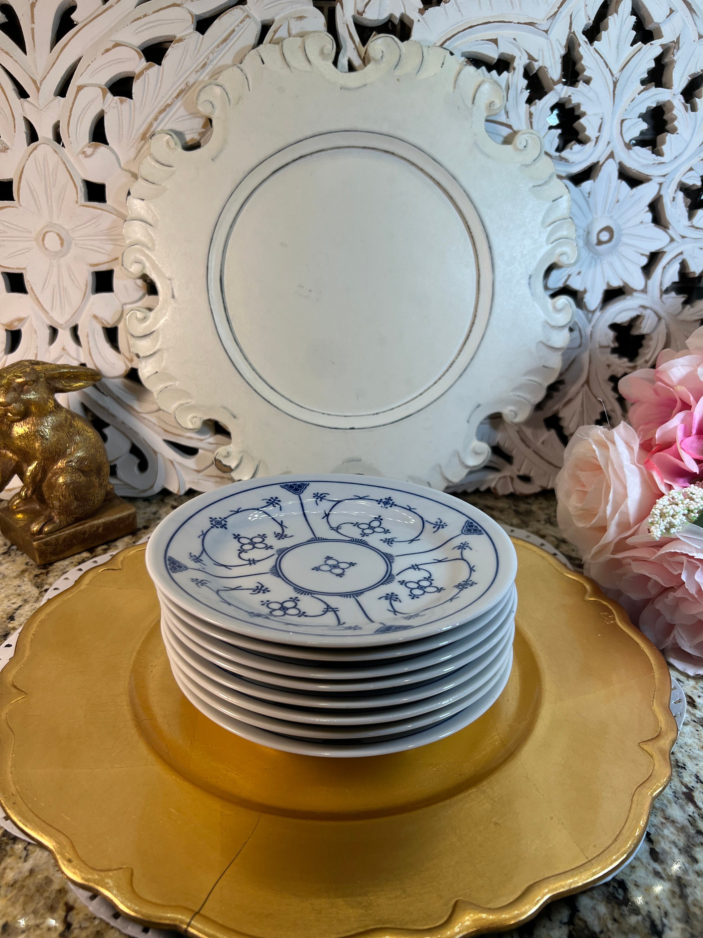Jaeger Eisenberg Blau Saks Plates ~ German Blue and White