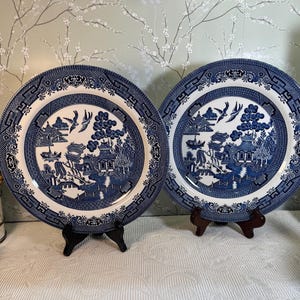 2 Churchill Blue Willow Dinner Plates ~ Made in England ~ Asian Dinnerware ~ Churchill China