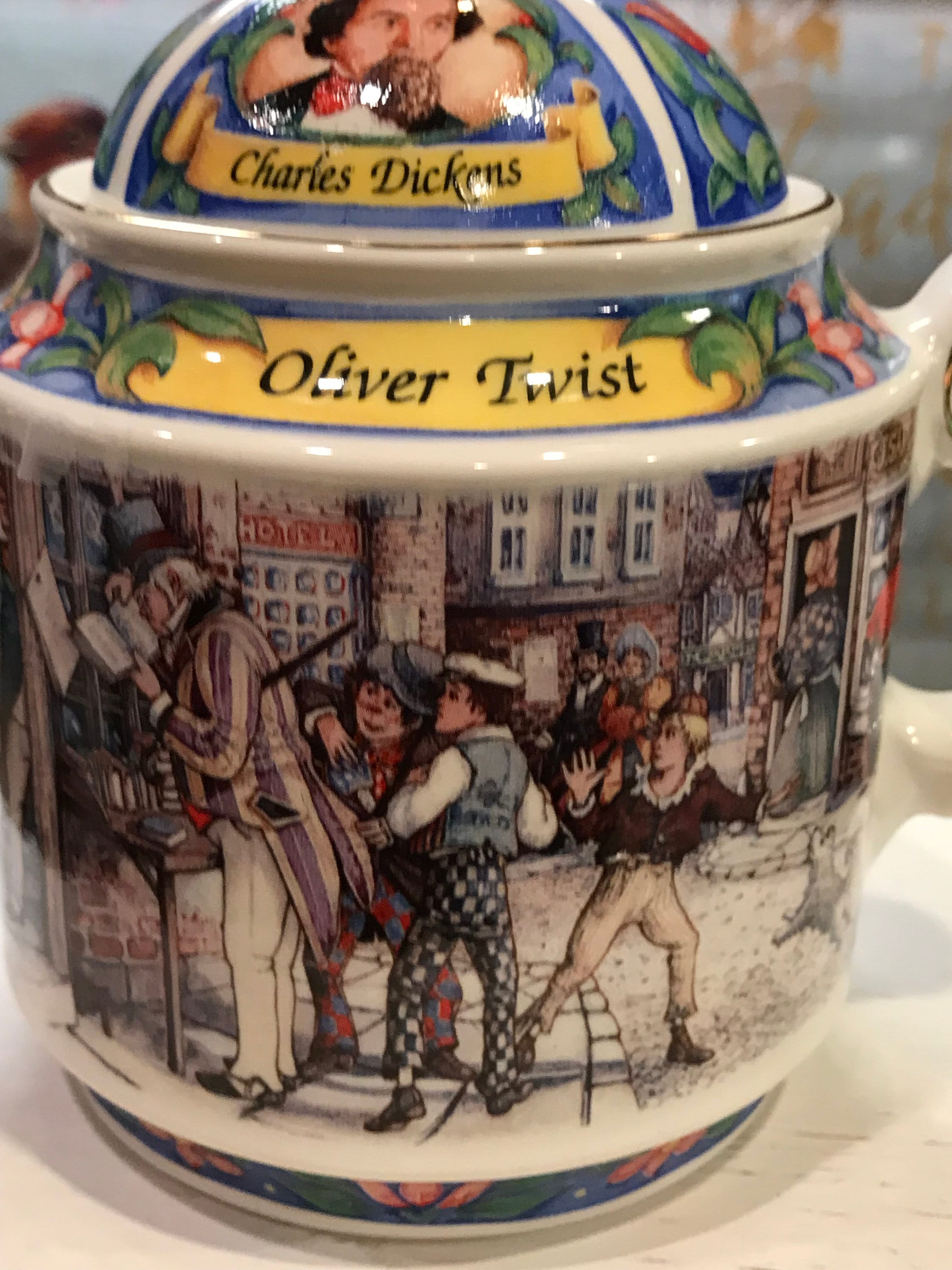 Sadler Oliver Twist Teapot - Charles Dickens - Made in England