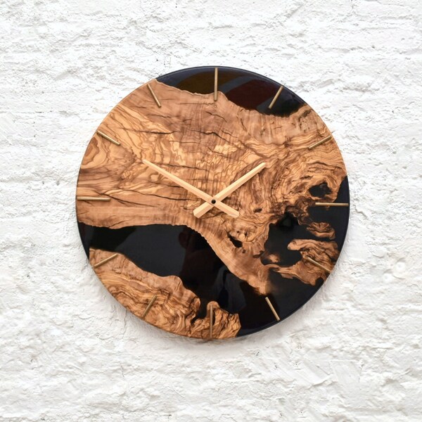 Holz & Harz Wanduhr, einzigartige Wanduhr, rustikale Uhr, Epoxidharz Holz, moderne Wohnkultur, Einweihungsgeschenk, Hochzeitsgeschenk, schwarze Uhr