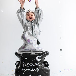 Hocus Pocus Cauldron Halloween Foil Balloon Decoration