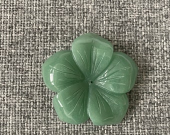 Natural Green Aventurine Flower Beads - Flower Shaped Stones - Green Aventurine for jewellery making- 60mm