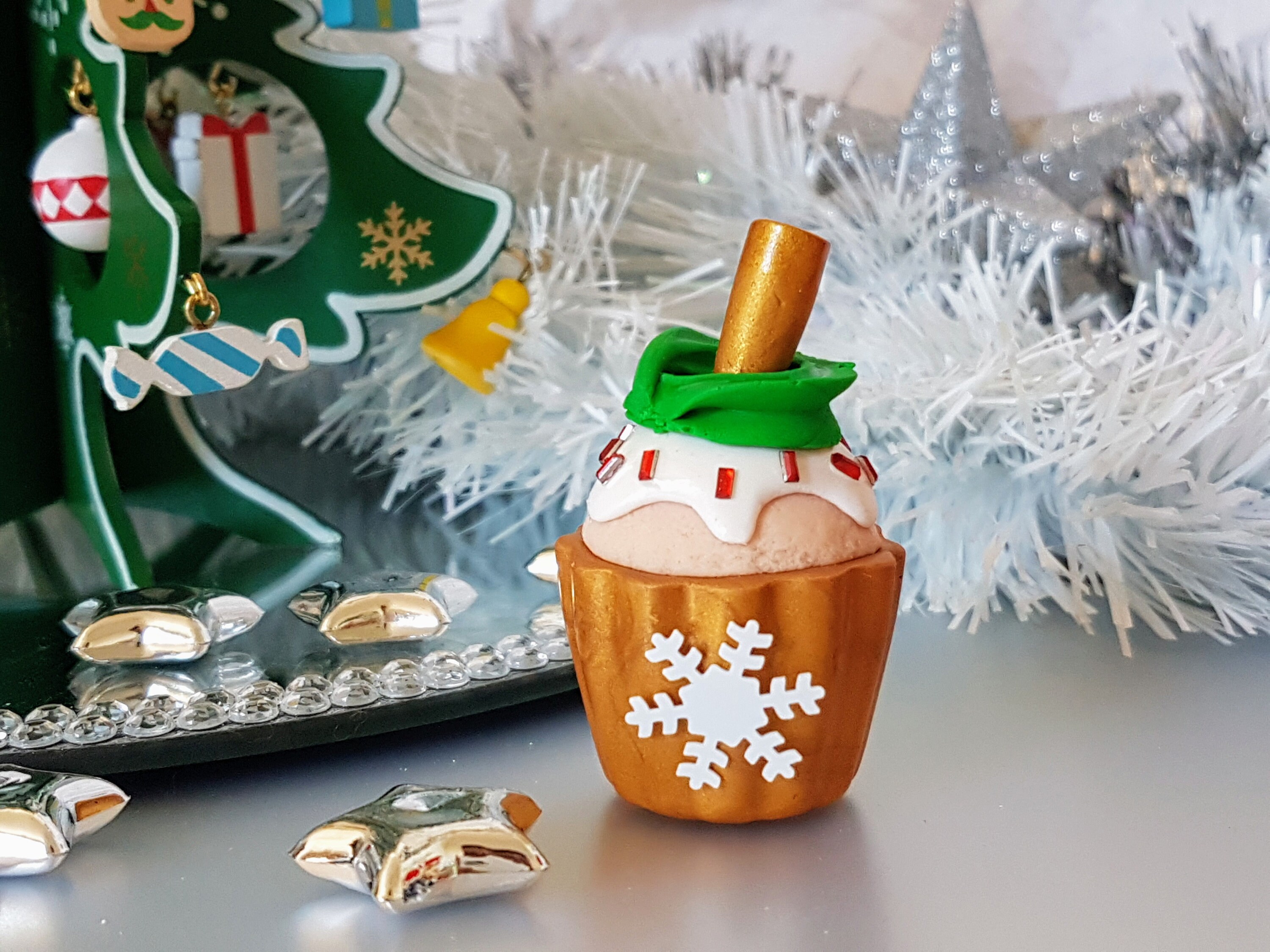 Cupcake en Pâte Fimo - Décoration de Noël