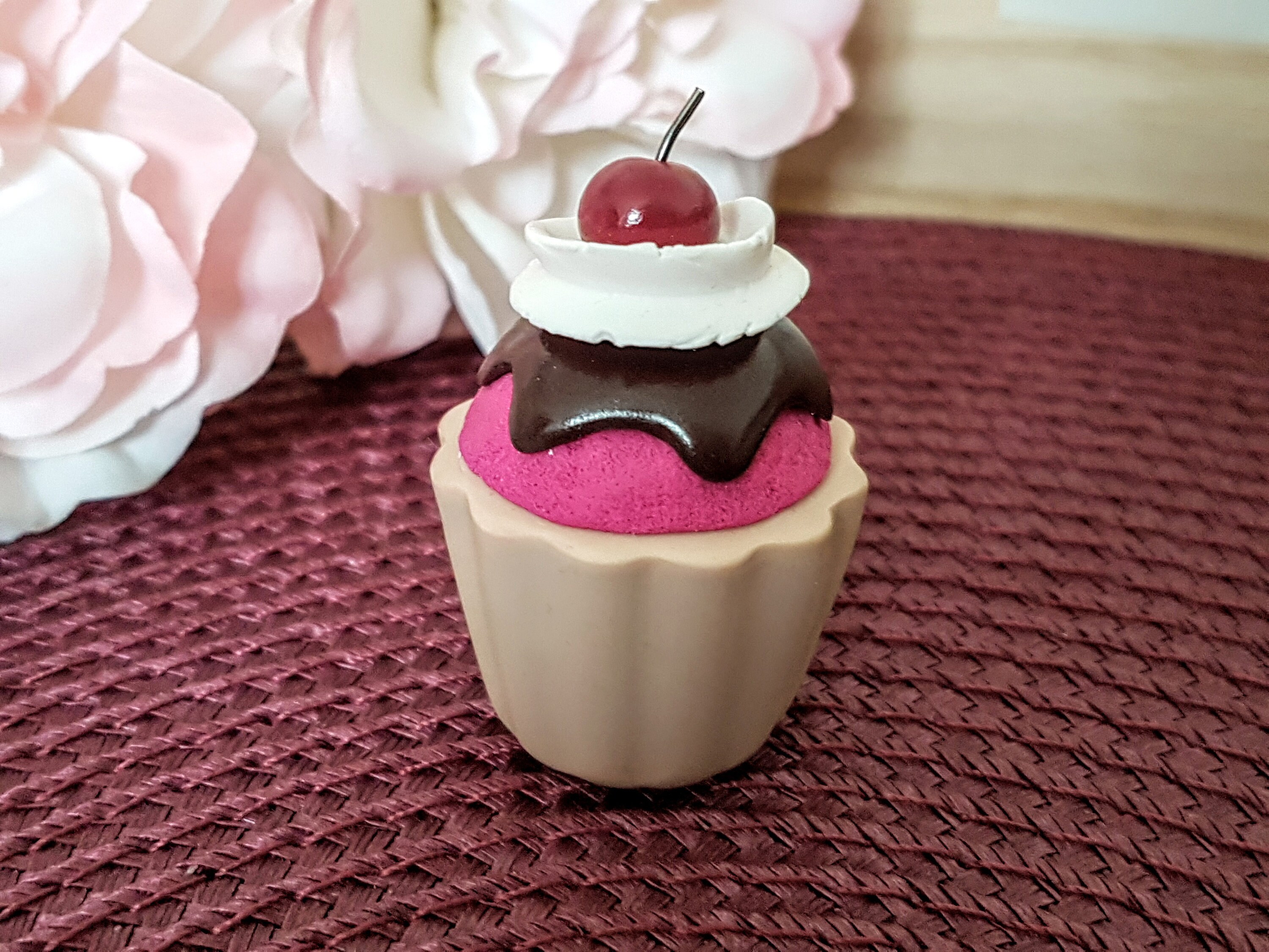 Cupcake en Pâte Fimo - Objet de Décoration