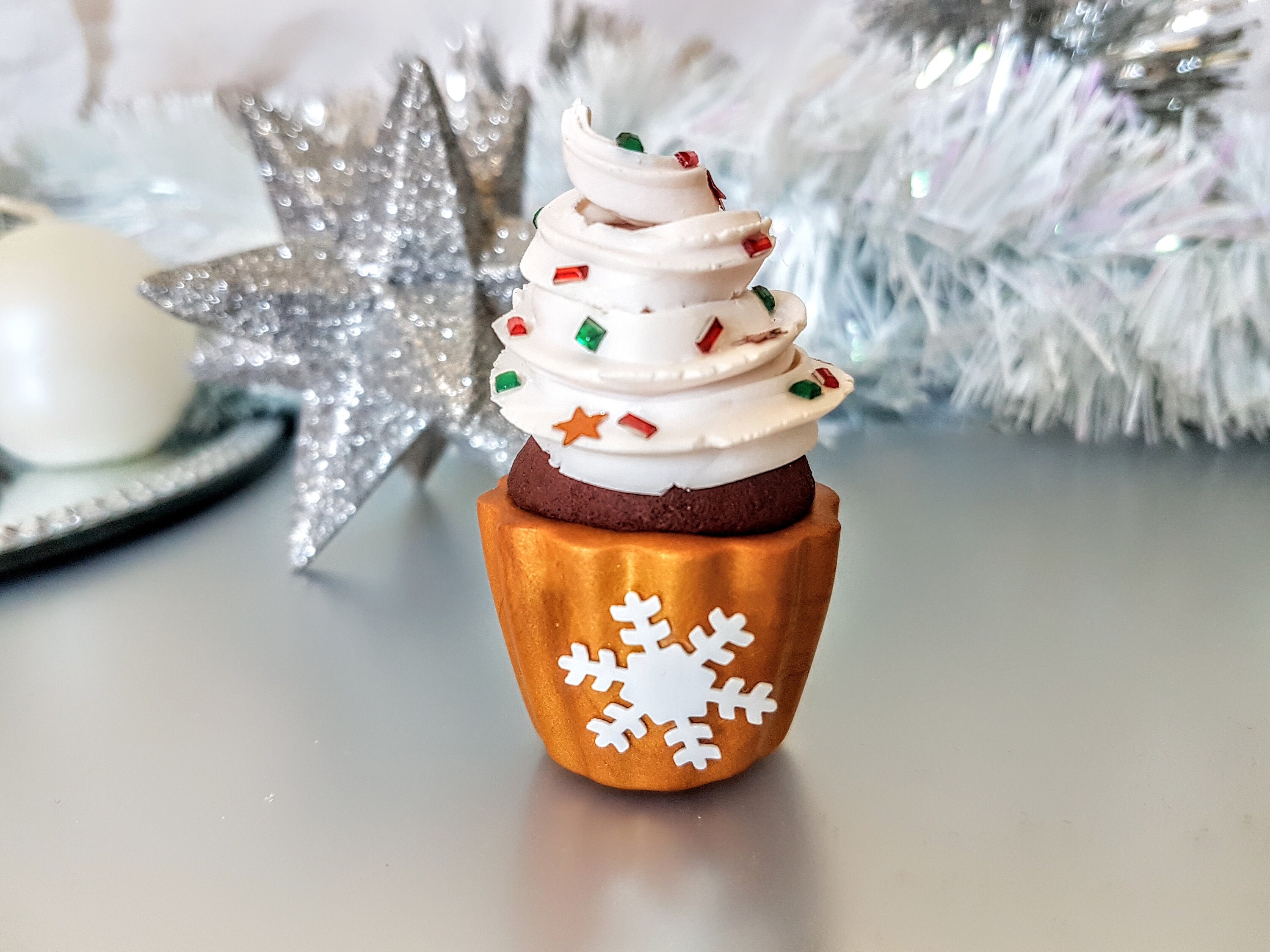 Cupcake en Pâte Fimo - Décoration de Noël