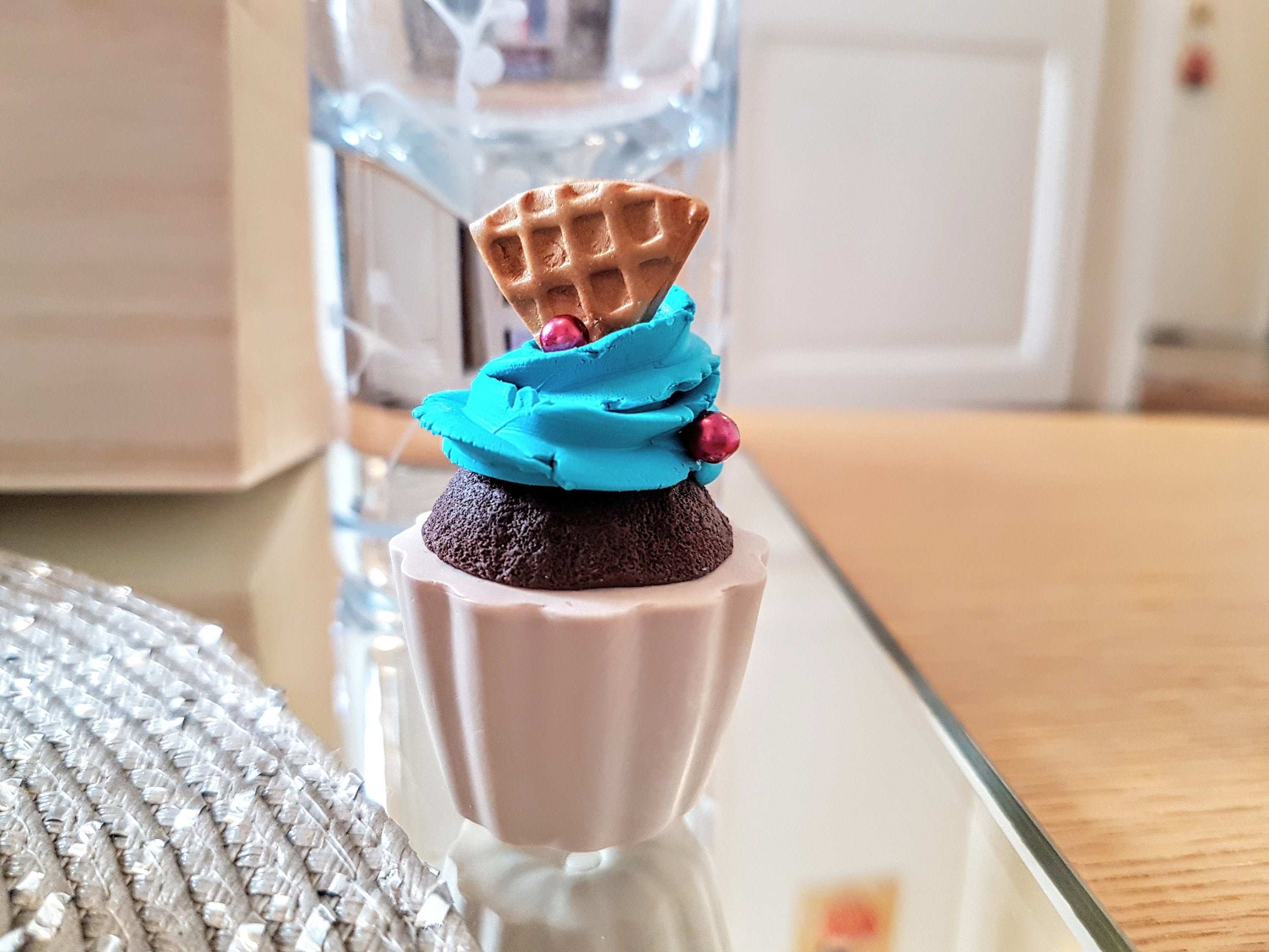 Cupcake en Pâte Fimo - Objet de Décoration