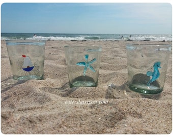 Daisy Gees, handmade drinking glass from Mexico, with different symbols/icons, conical, mouth-blown recycled glass fair trade