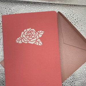 Karta z bukietem kwiatów typu pop-up