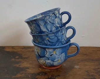 Ręcznie wykonany ceramiczny kubek do kawy
