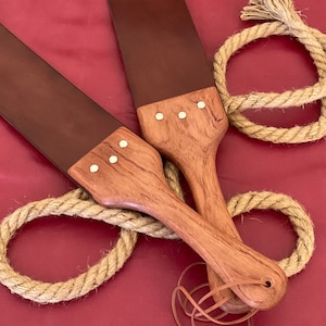 Spencer’s Spanking Strap: einlagiges englisches Zaumleder mit Bubinga Griff