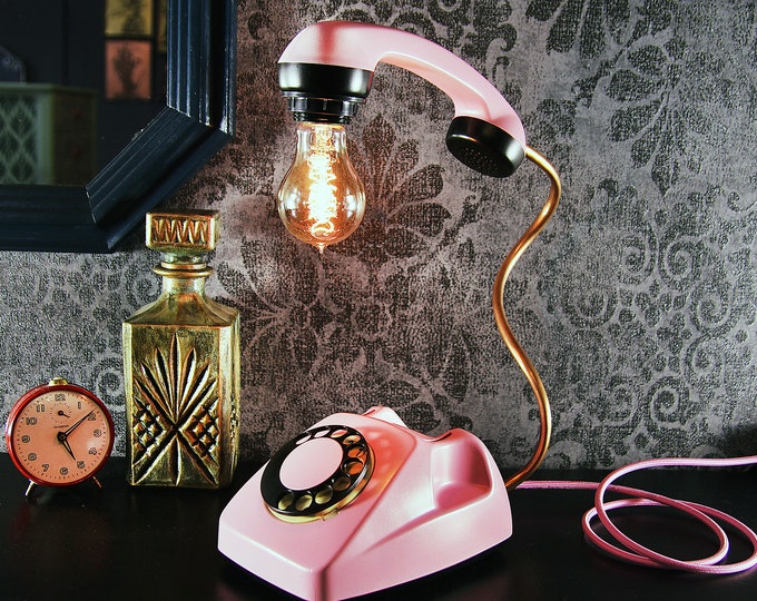 Telefon Retro Lampe, Rosa, Vintage Beleuchtung, Retro Dekorationen, Geschenk für Retro Liebhaber, Telefonlicht, Telefonlicht, Upcycle, Schreibtischlampe