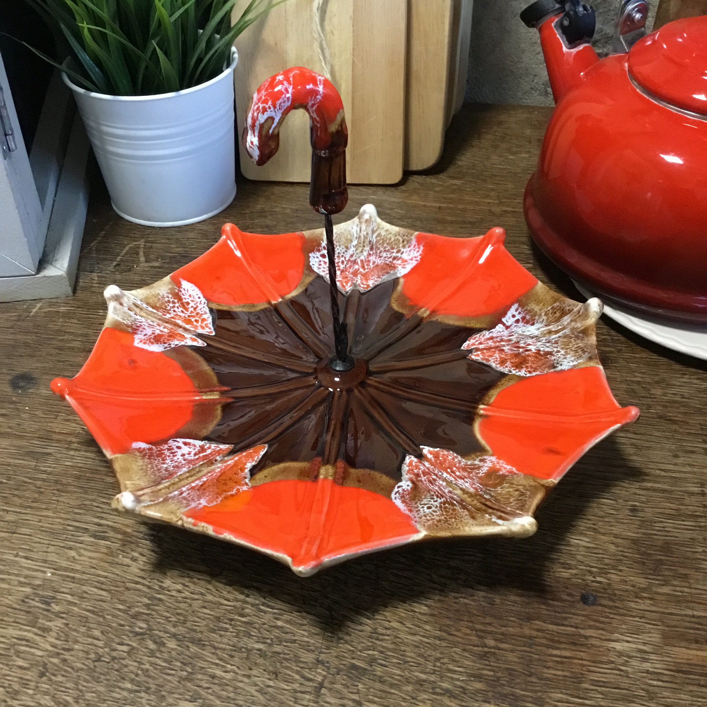 Plateau de Fromages Modernes Du Milieu Siècle, Assiette Service, Parapluie Façonné Par Vallauris. Fr