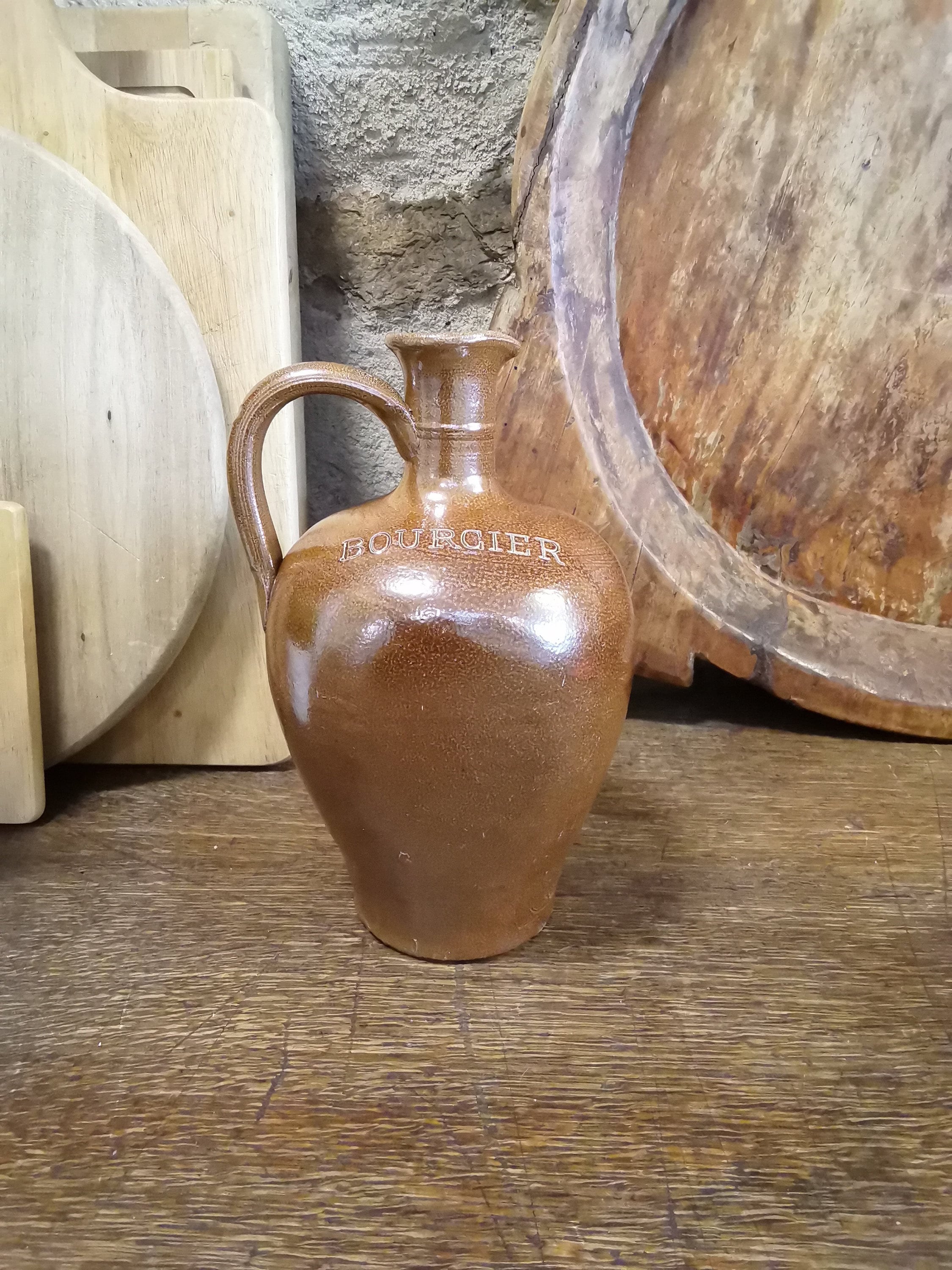 Français Vintage Brown Glazed Bourcier Jug/Pichet