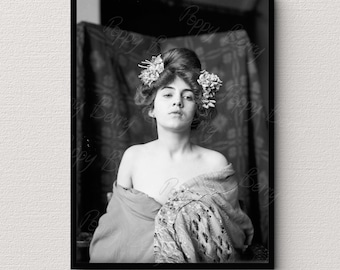 Vintage Model Photo, Fashion Print, Black and White Wall Art, Vintage Print, Photography Prints, Unframed