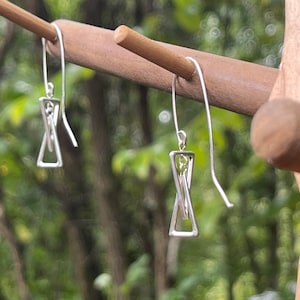 Fulgeo Jewelry: Triangle suspendu en argent sterling dans les boucles d’oreilles triangle