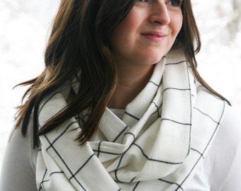 Classic White and Black Infinity Scarf with Hidden Zipper Pocket