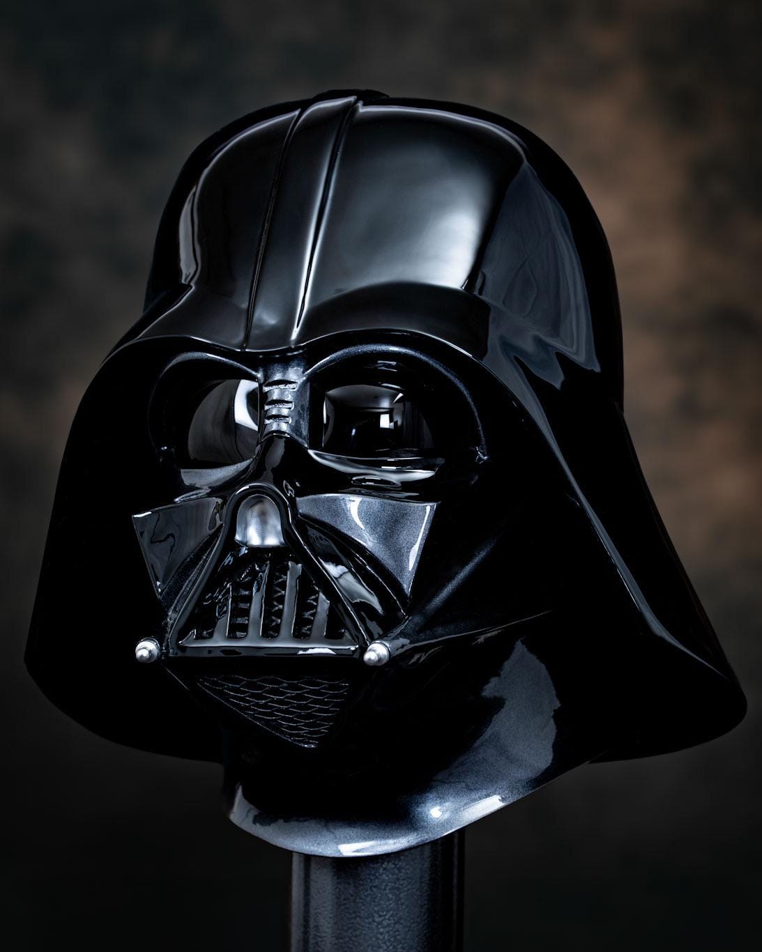 スター・ウォーズ ダース・ベイダー ヘルメット Amazon.co.jp: ハズブロ(HASBRO) スター・ウォーズ STAR WARS ブラック