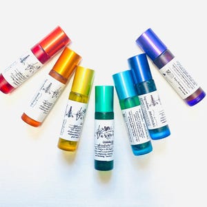 Chakra Oil Blend Roller Set | Chakra Balancing Aromatherapy Rollers | Chakra Healing Perfume | All-Natural Oil Gift Set with Gemstones